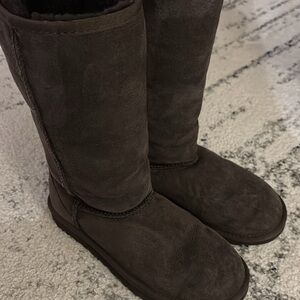 UGG Chocolate Classic Tall Boots - Big Kids Size 4 (Fits Women’s 5)